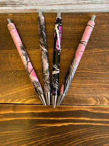 Camo and muddy girl stainless steel pens. All write real smooth. $8.00 plus shipping